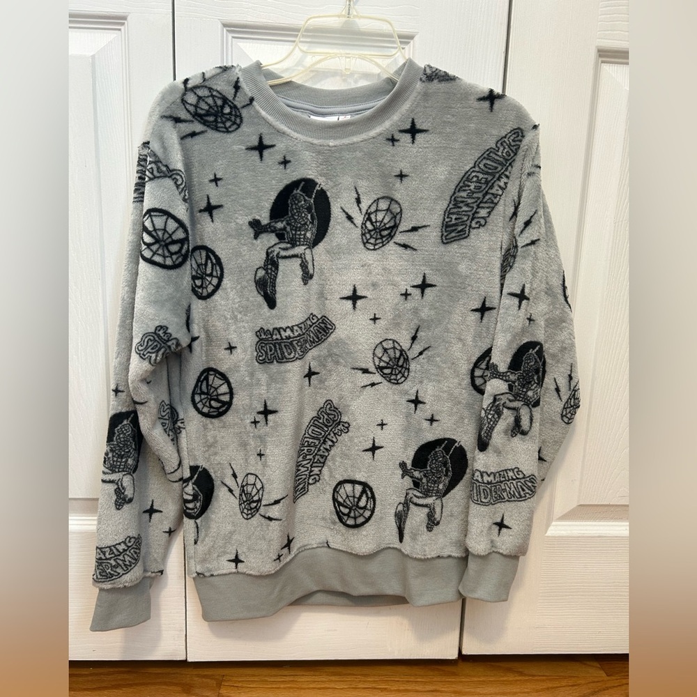 Unisex Marvel Spider-Man Grey Soft And Fuzzy Crewneck